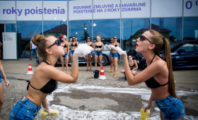 Bikini Carwash - bilancujeme