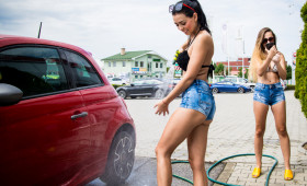 Bikini Carwash - bilancujeme