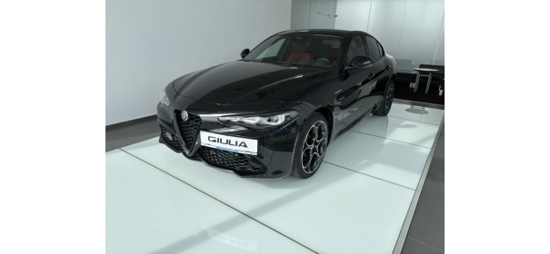 ALFA ROMEO Giulia 2,0Turbo 280k 8AT Veloce Q4